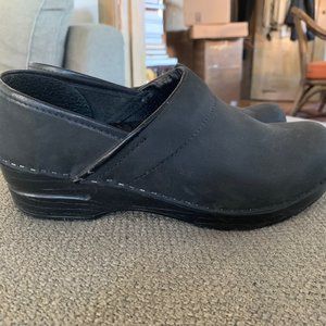 Dansko Professional Oiled Clog Black